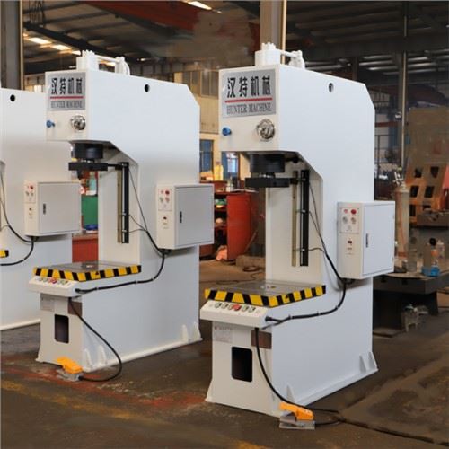 150T PLC korekcijski stroj
